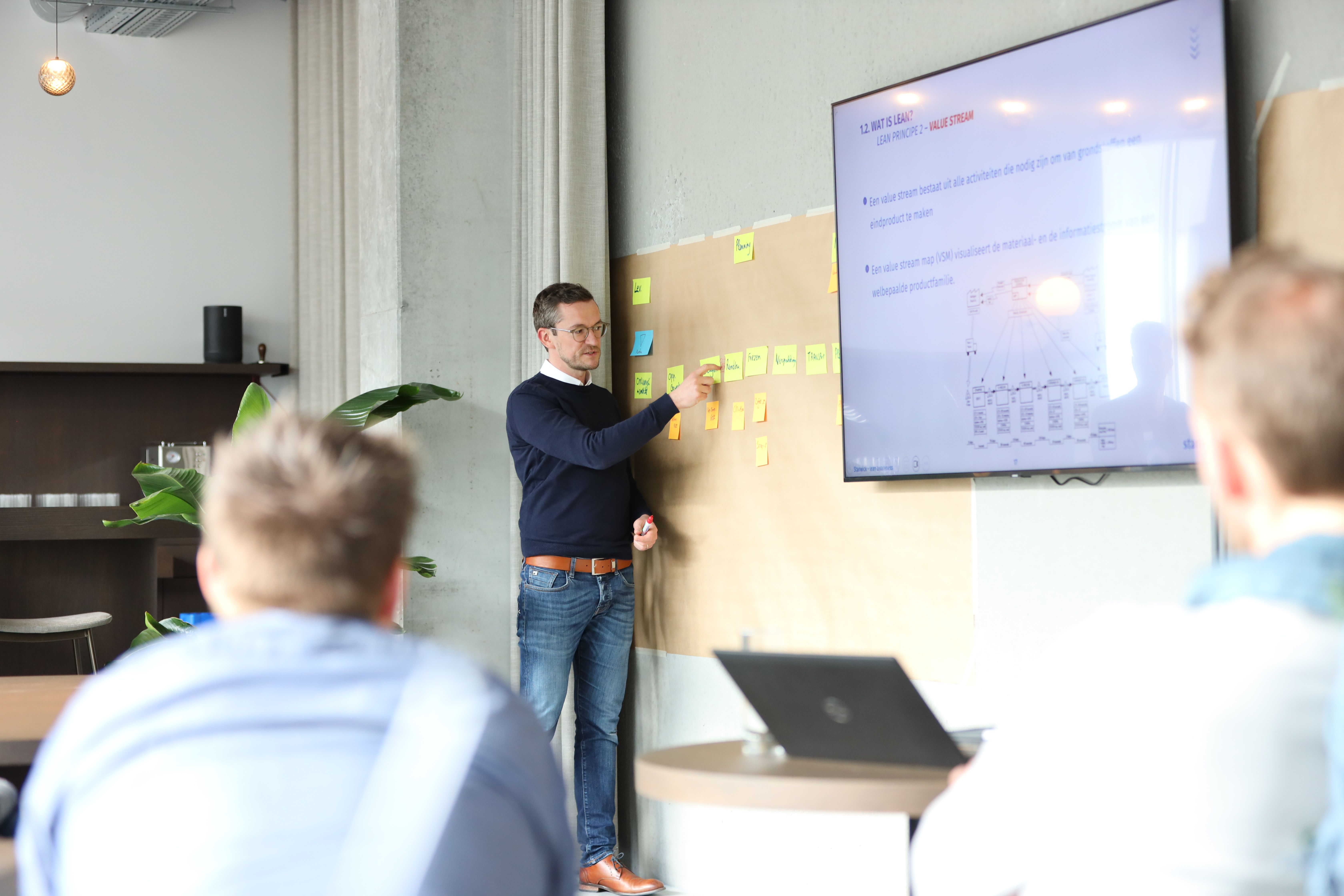 1) Data-Driven Marketing