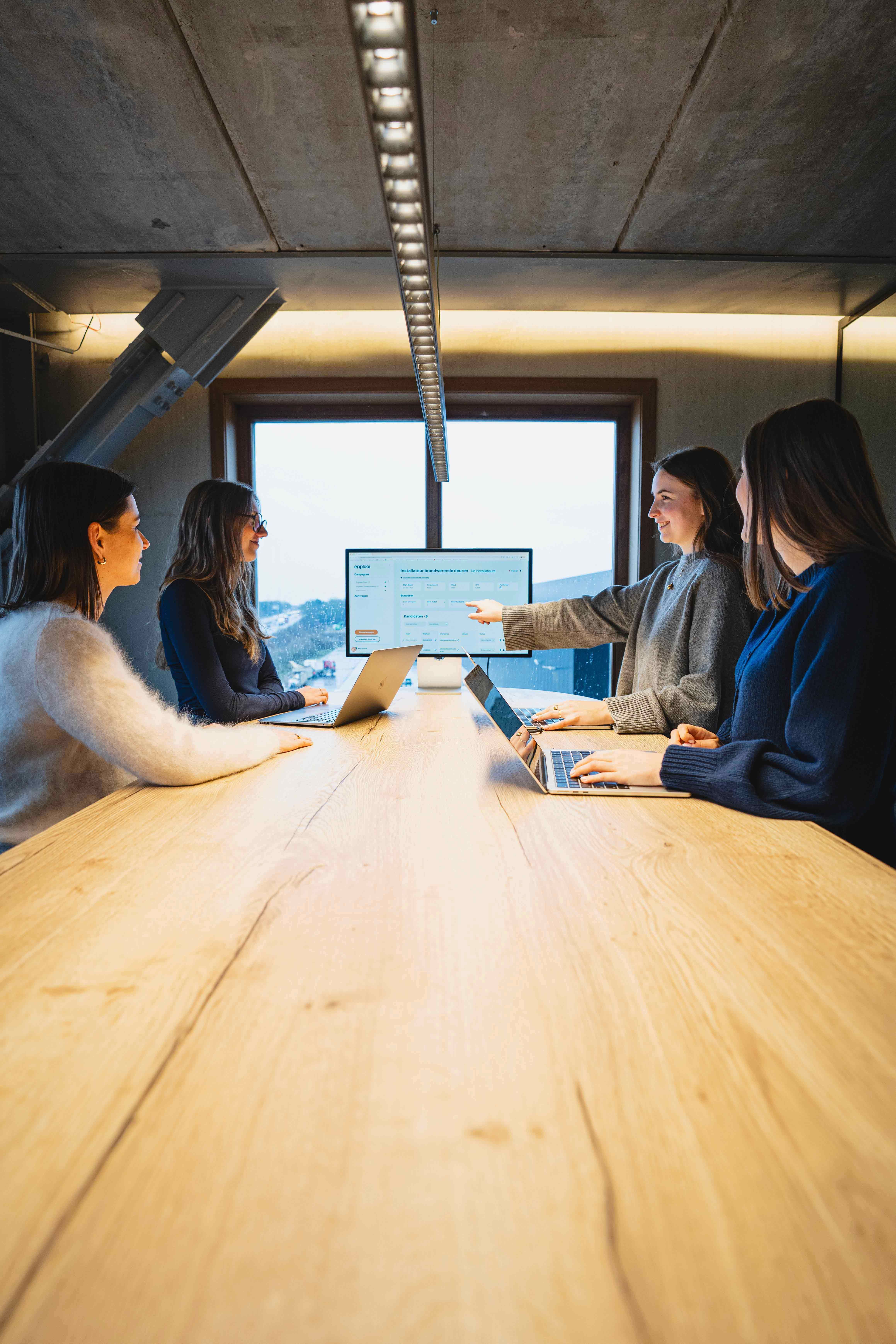 enplooi lead agent & recruitment agent